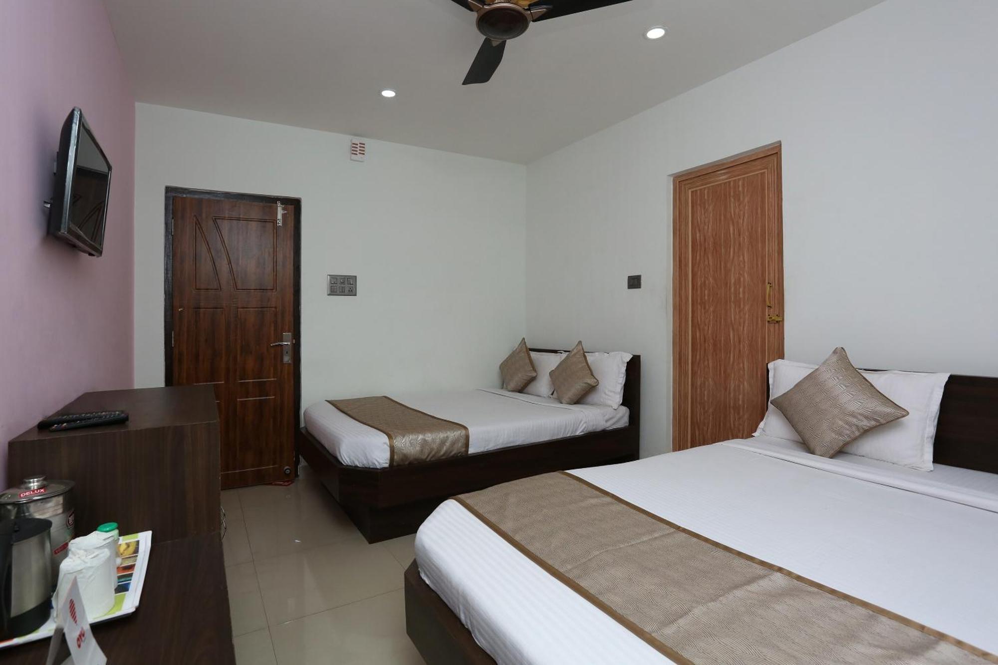 Hotel O Aashray Guest House Гувахати Экстерьер фото