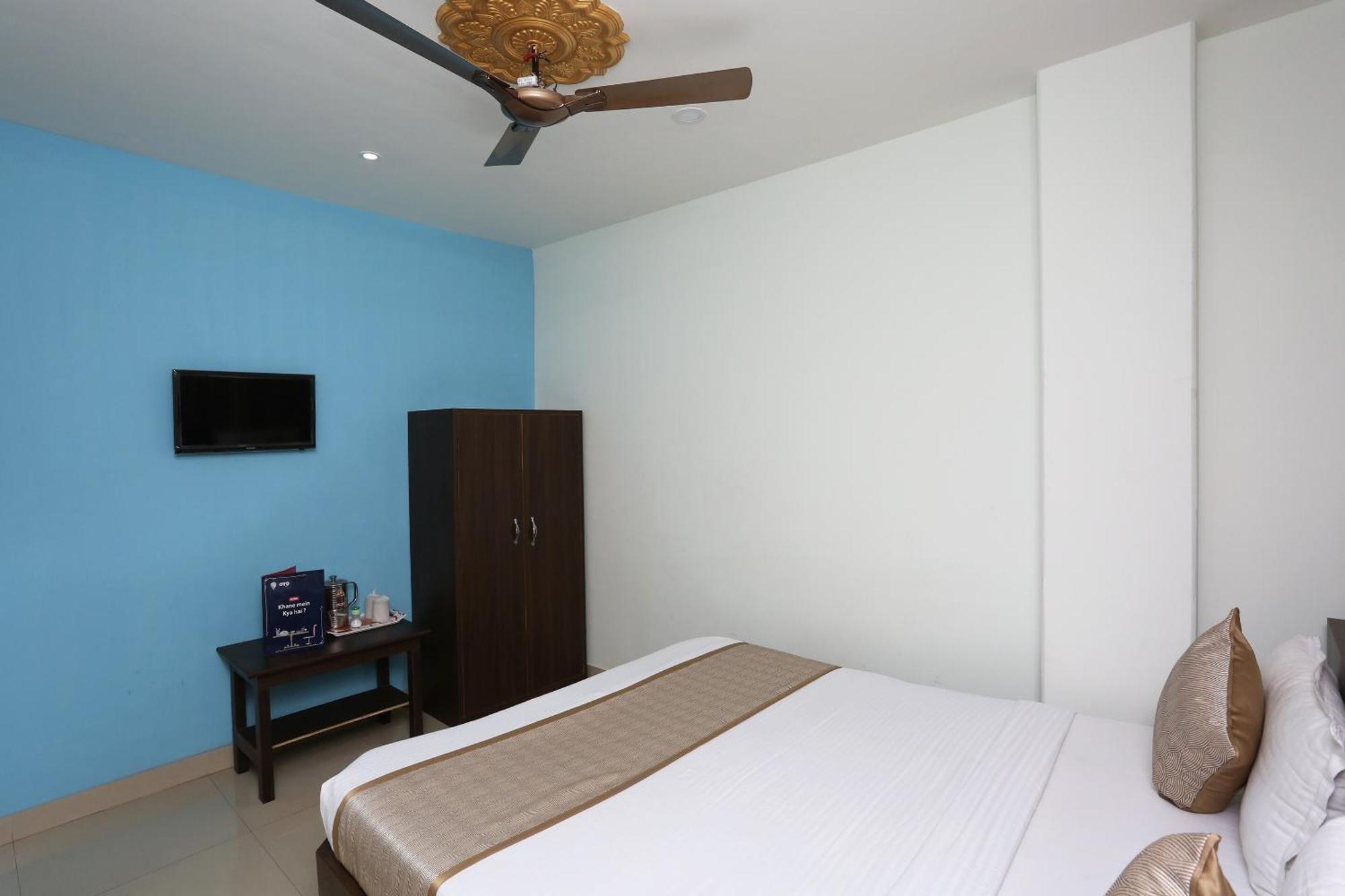 Hotel O Aashray Guest House Гувахати Экстерьер фото